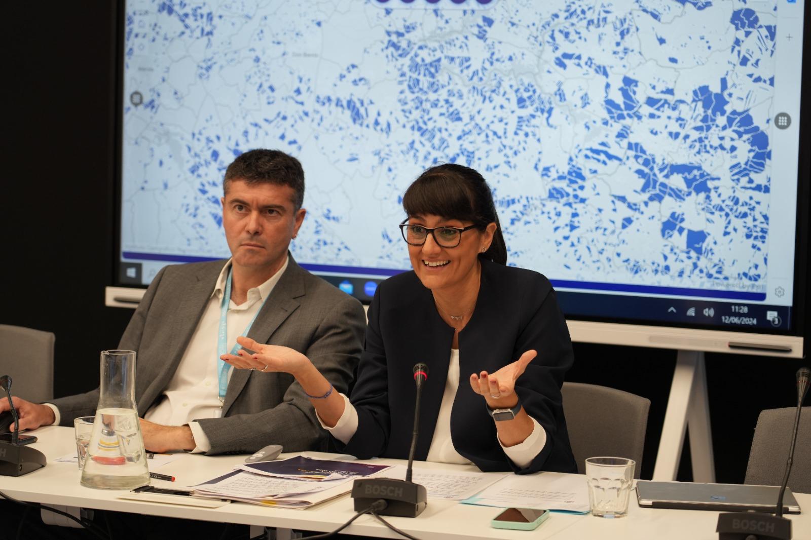 El Informe de Cobertura confirma que España ha cerrado la brecha digital fija y la cobertura móvil 5G alcanza al 92% de la población